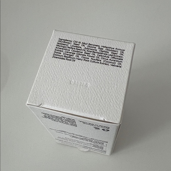 Act+Acre Cold Processed Scalp Detox Oil For Dry Scalp - Picture 14 of 15